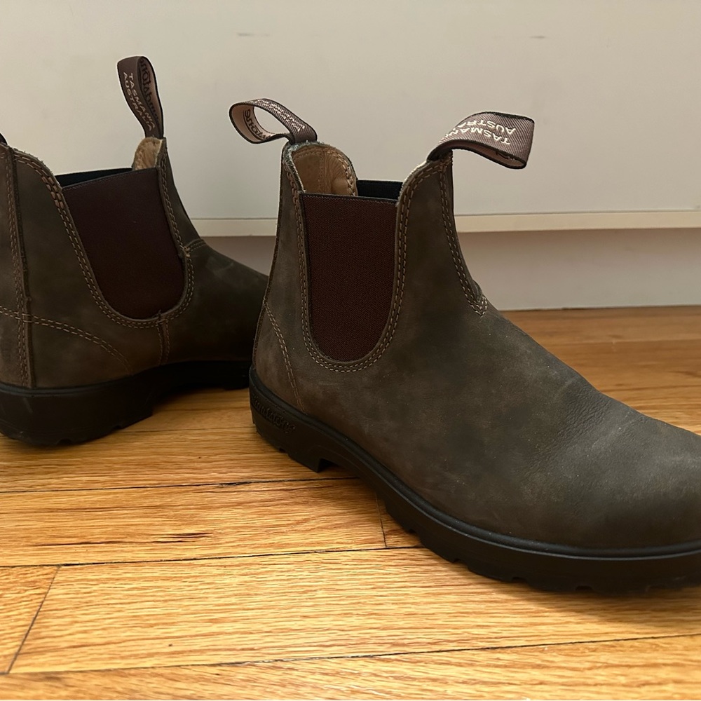 Blundstone 1469 EXCELLENT condition sz 4.5 (women’s 7)